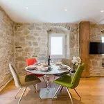 Luxury Petra In 400 Year Old Stone House * ספליט