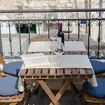 Luxury Petra In 400 Year Old Stone House דירה ספליט
