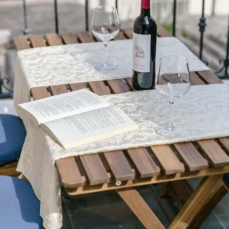 Lejlighed Luxury Petra In 400 Year Old Stone House 4+2 *